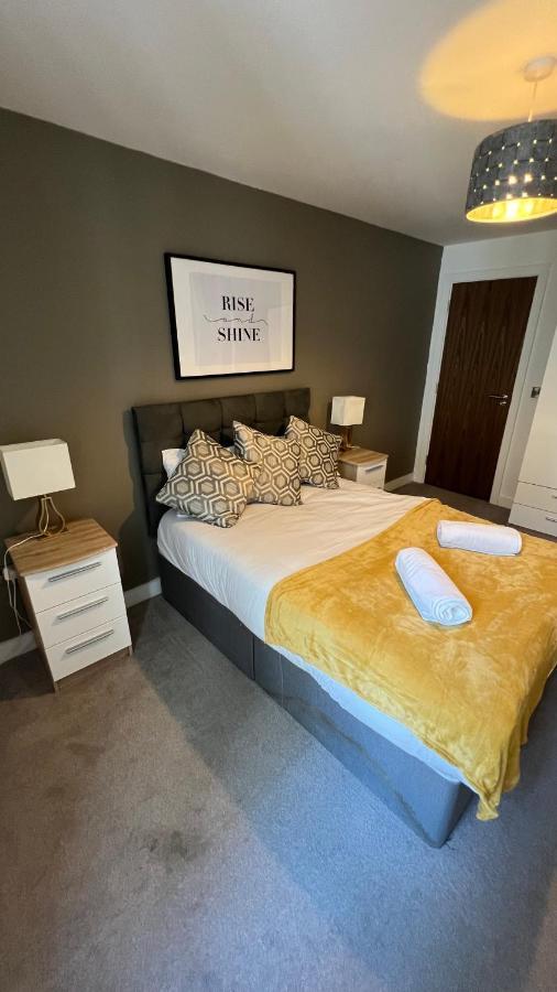 Stunning Manchester City Centre Apartment! Ideal For Small Groups Dış mekan fotoğraf