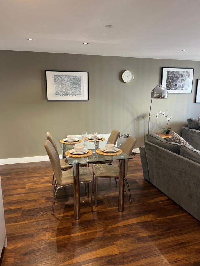 Stunning Manchester City Centre Apartment! Ideal For Small Groups Dış mekan fotoğraf