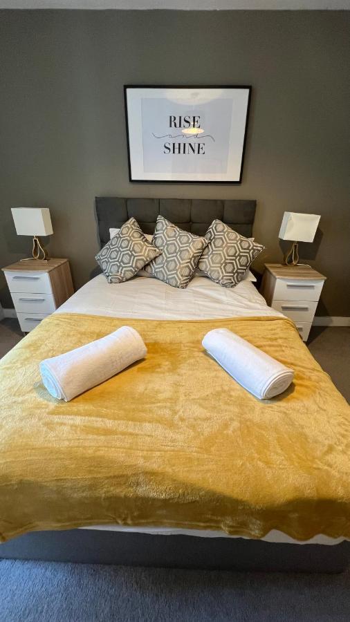 Stunning Manchester City Centre Apartment! Ideal For Small Groups Dış mekan fotoğraf